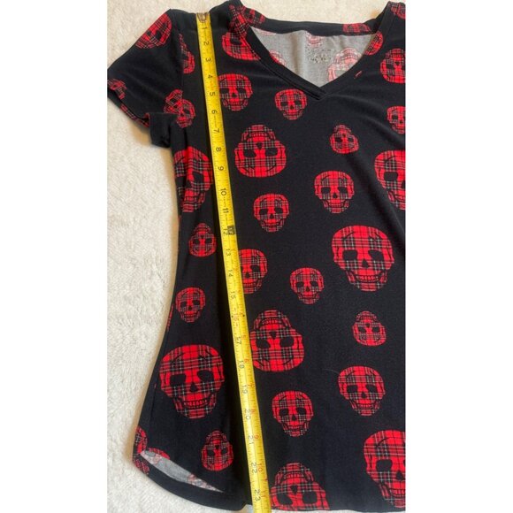 No Boundries 2 for 1 T-shirt/Blouse Red skull and Leopard Womens size Small/Medi - Picture 8 of 16
